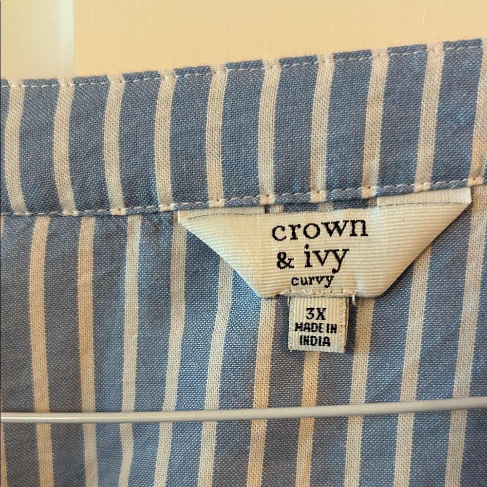 Crown & Ivy Blue and White Striped Top - Picture 2 of 4